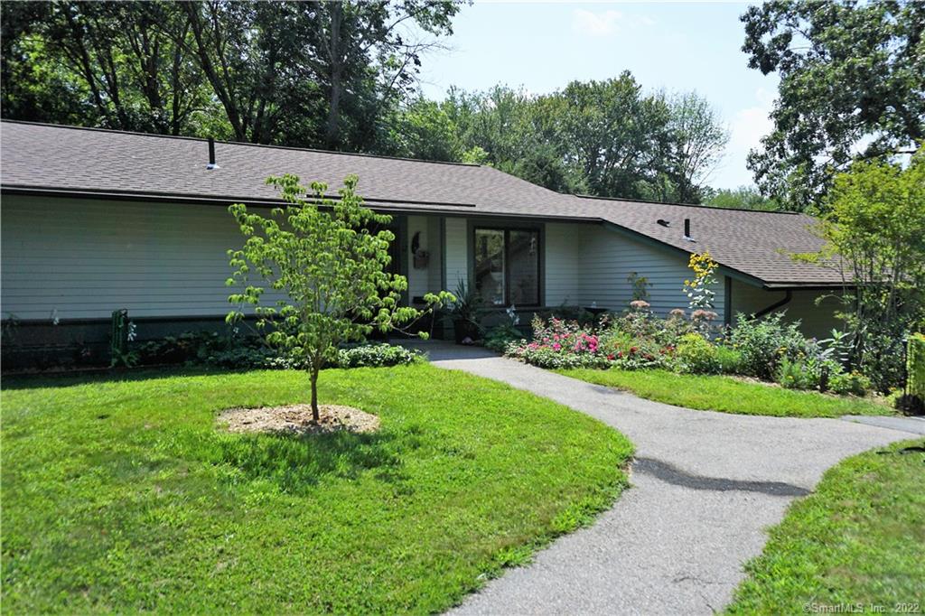 Listings for Lisa Orcutt