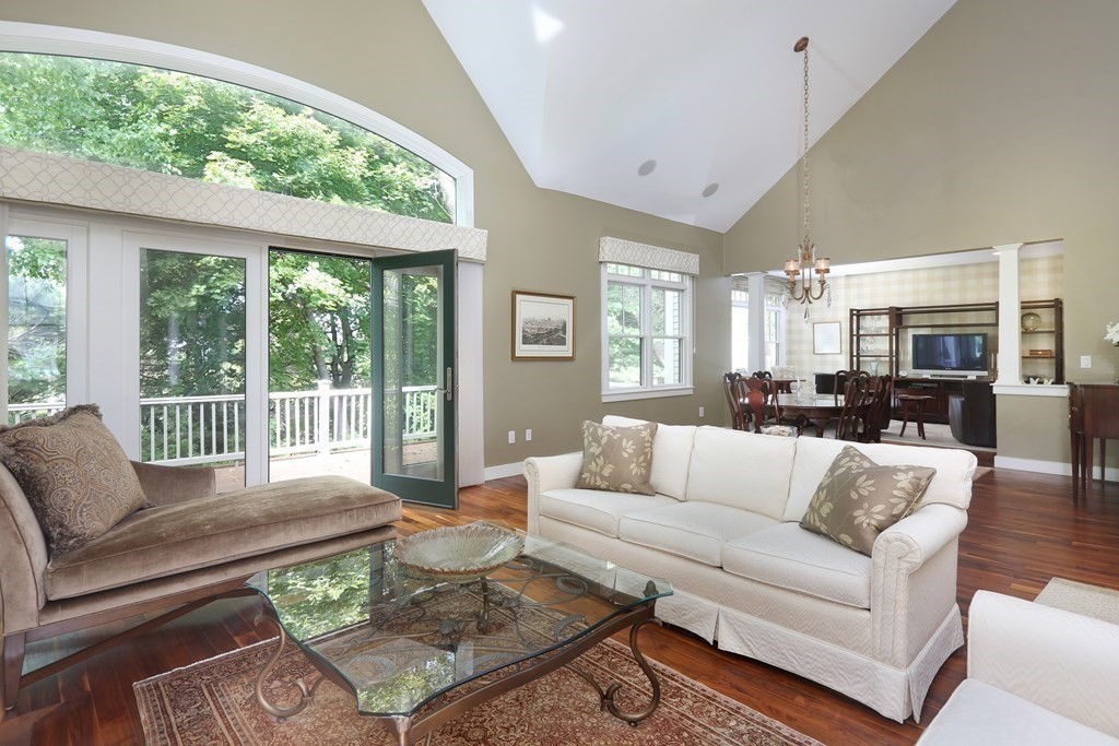 Condo Homes Over $1M in Belmont MA