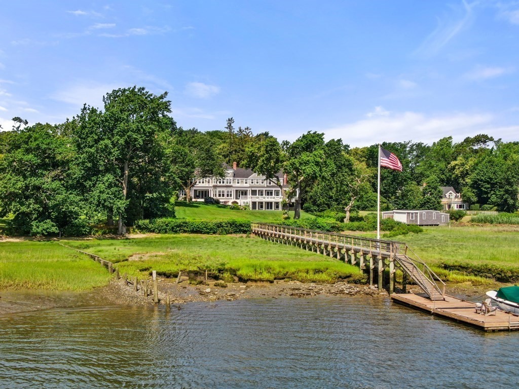 Duxbury MA Homes with Virtual Tours