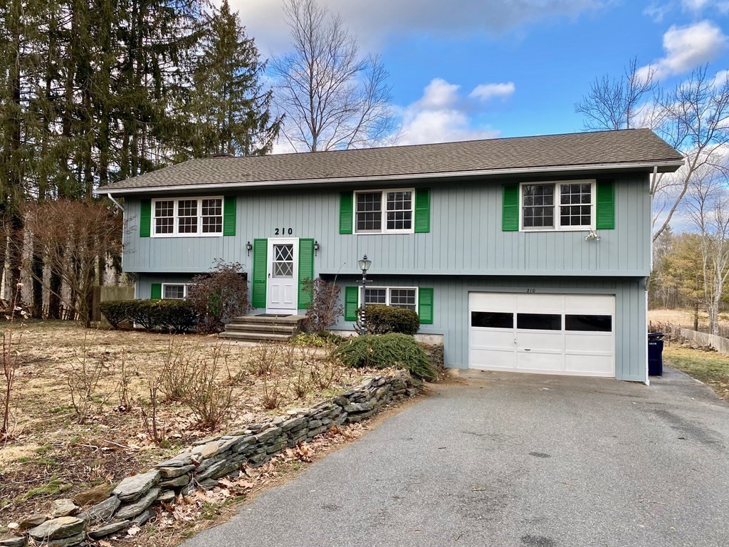 Homes Near UMASS Amherst