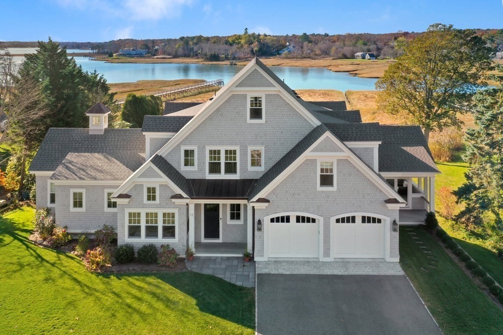 Duxbury MA Homes for Sale With Yards
