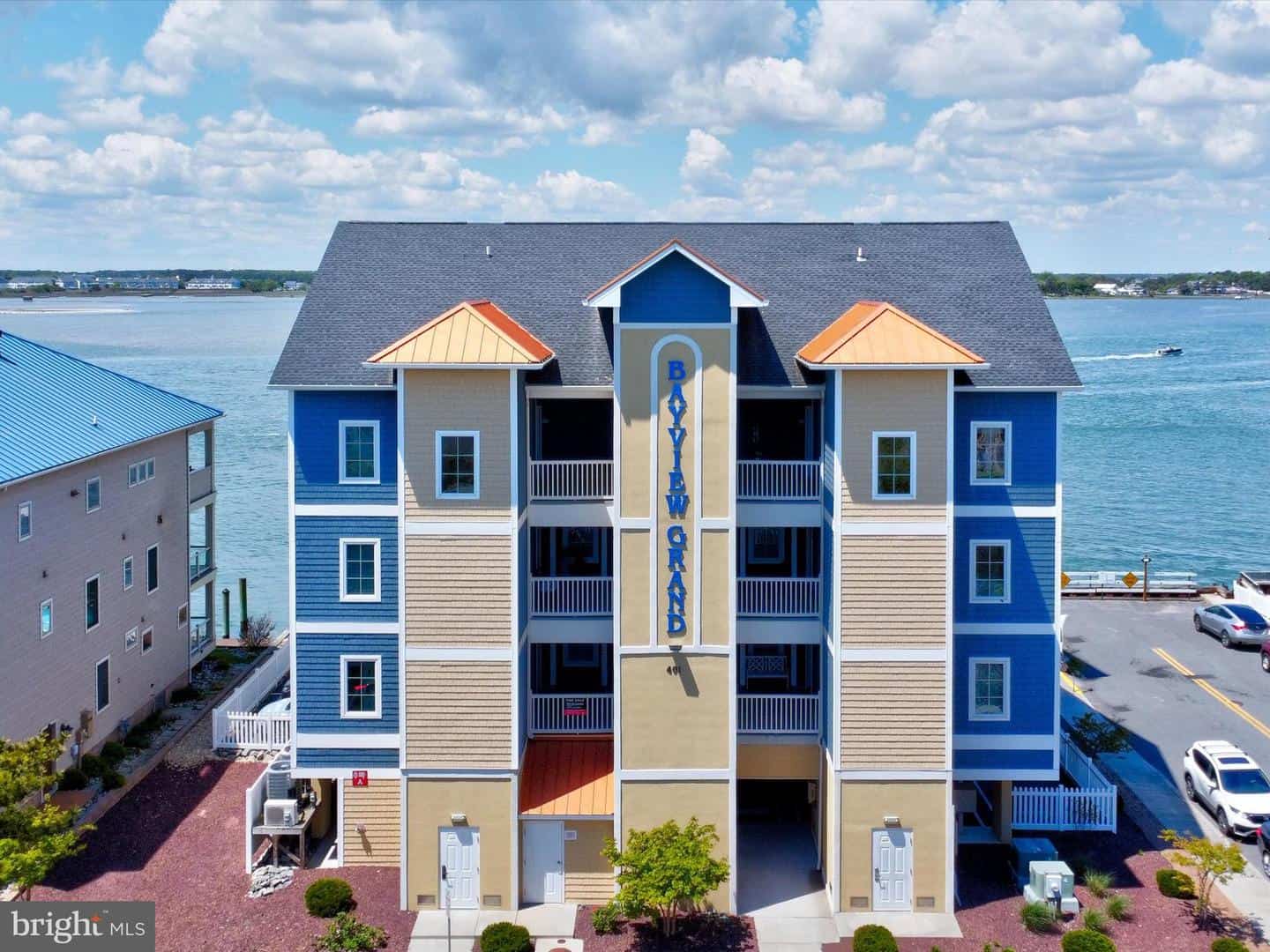 $750,000 - $1,000,000