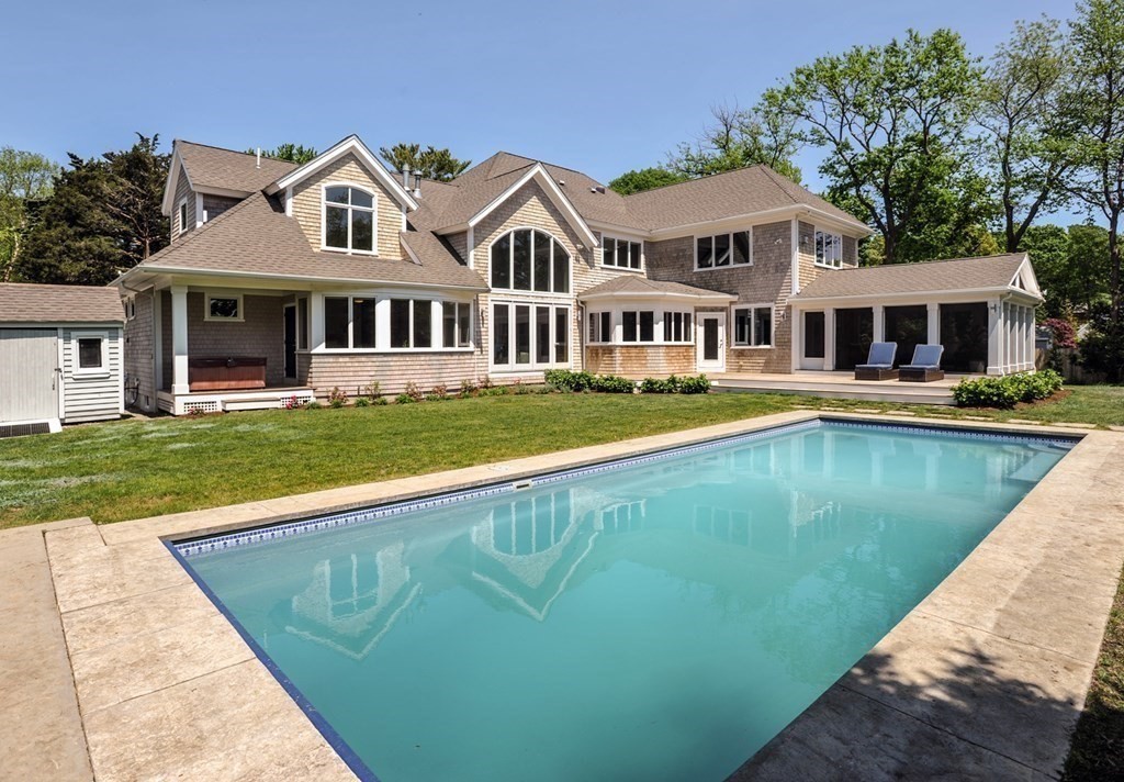 Duxbury MA Homes with Office Space