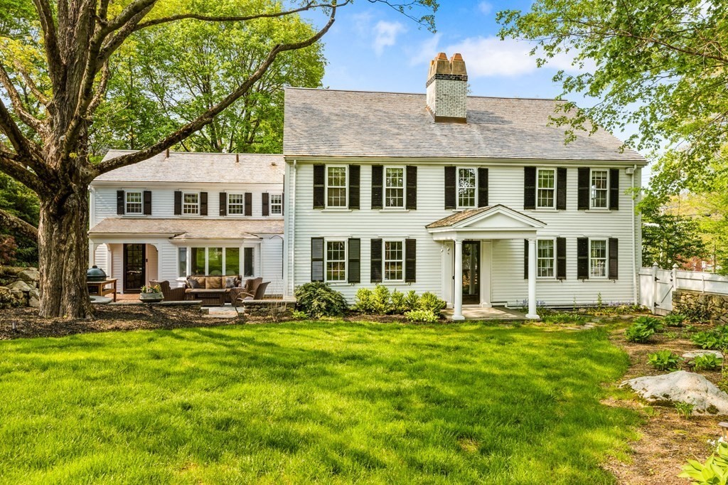 Hingham MA Homes with Office Space