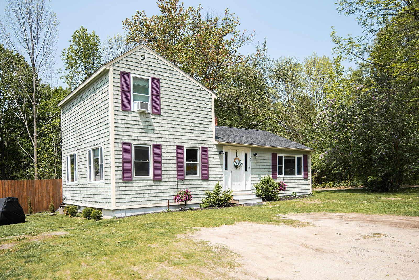 Listings for Connor MacDonald