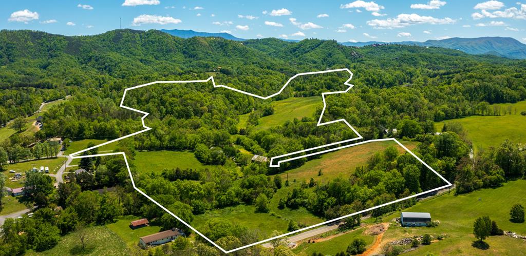Waterfront Homes for Sale in Sevierville TN