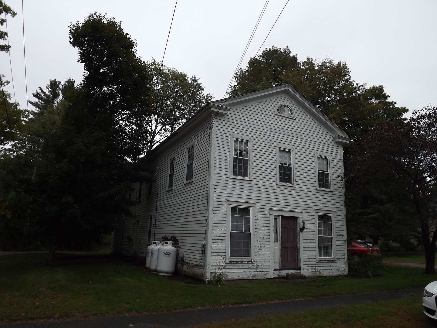 Listings for Tom Hanright