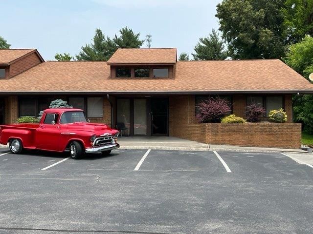 Commercial Real Estate for Sale in Lenoir City TN