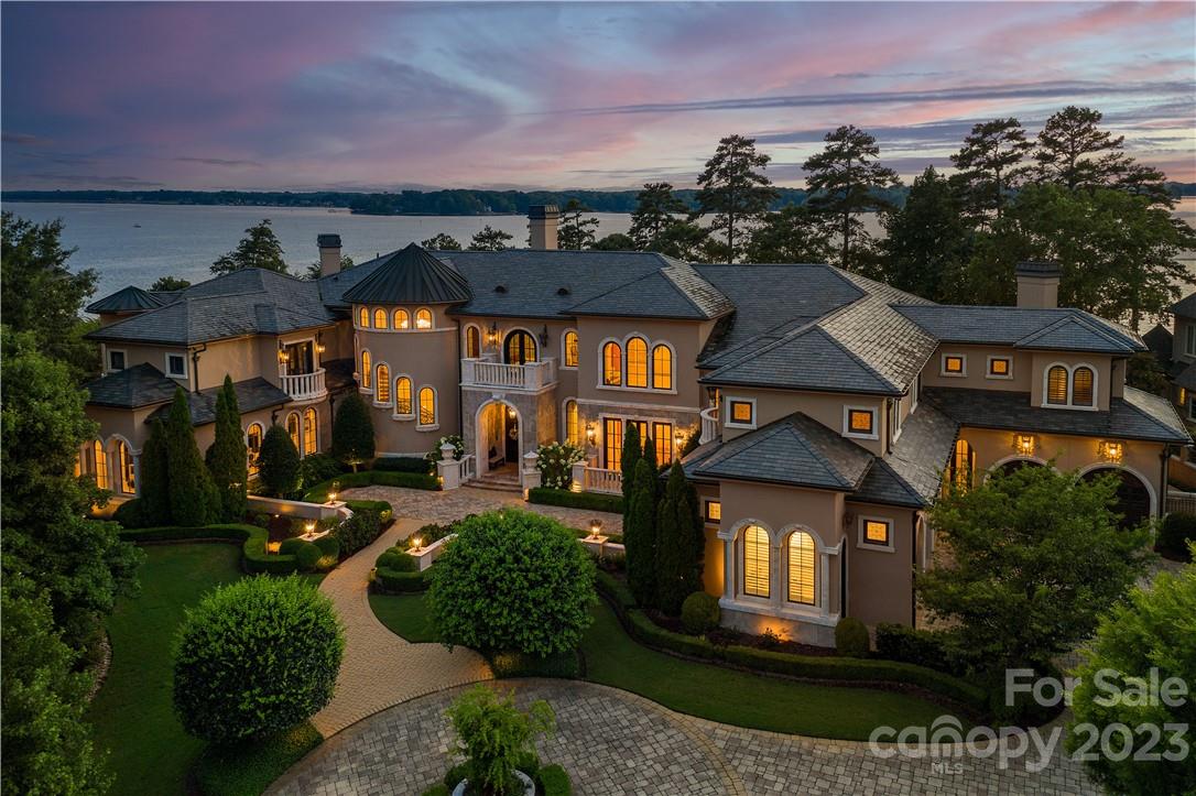 Listings for Sarah Howell
