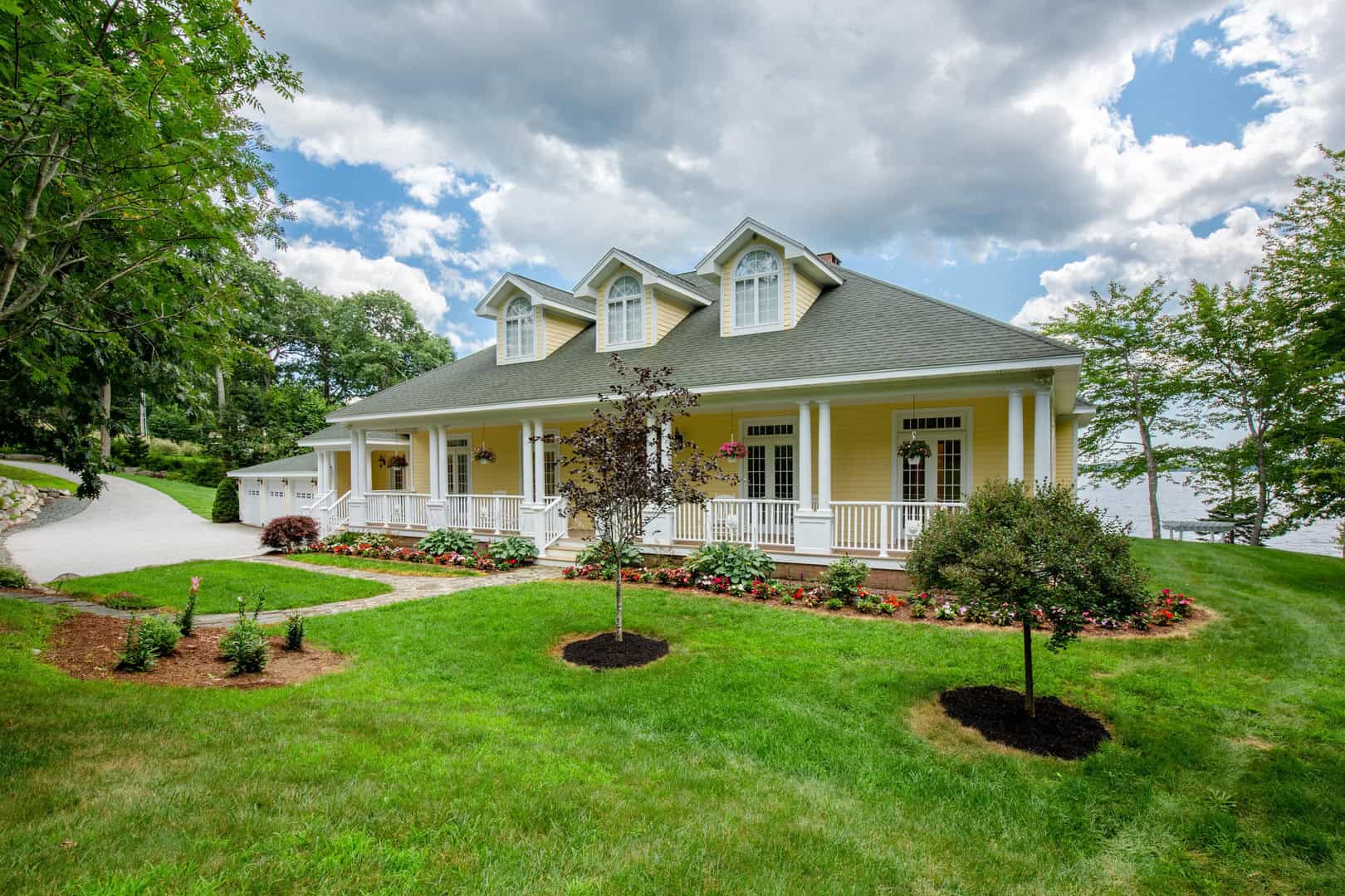 Houses for Sale in Surry ME