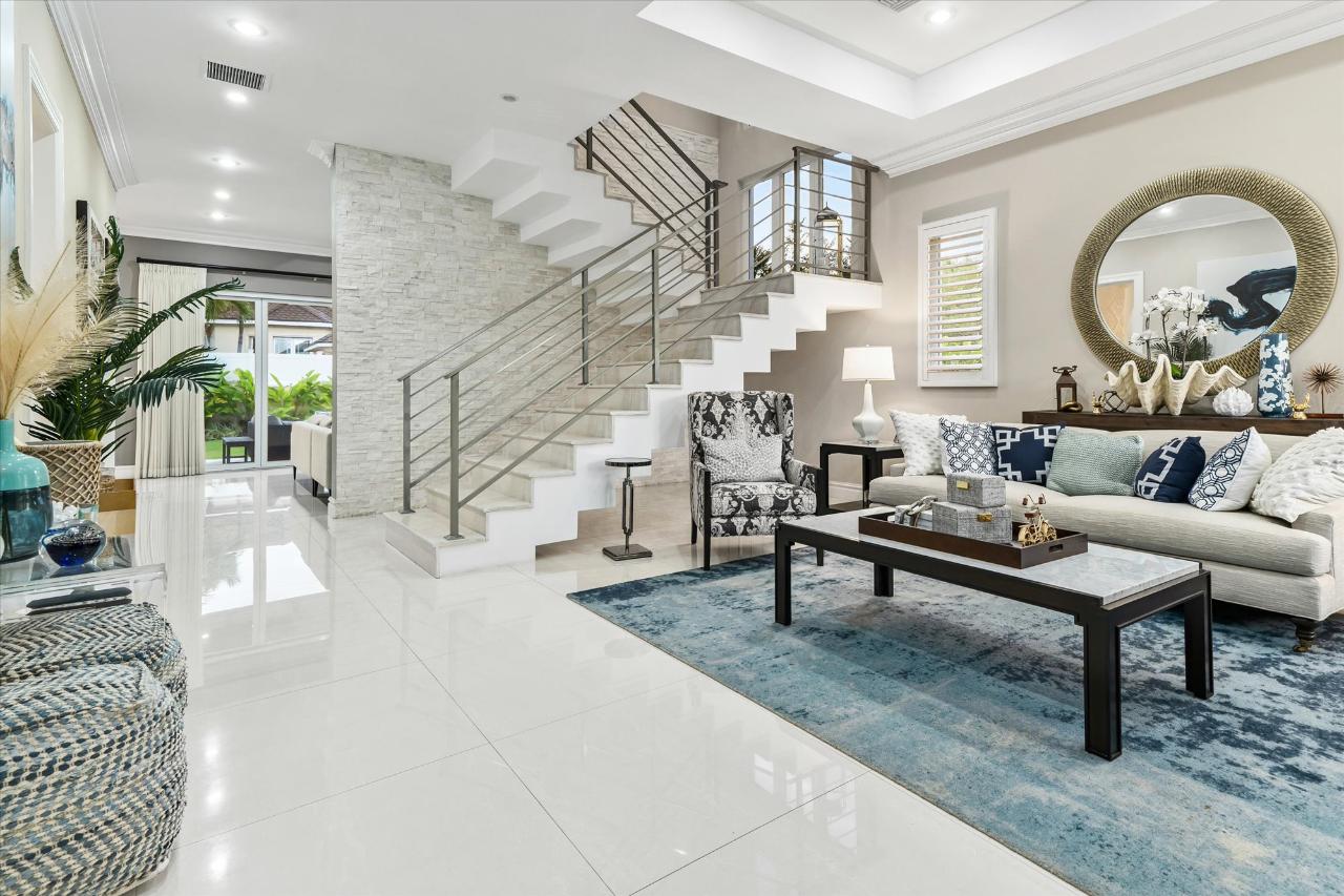 Charlotteville & Turnberry Real Estate