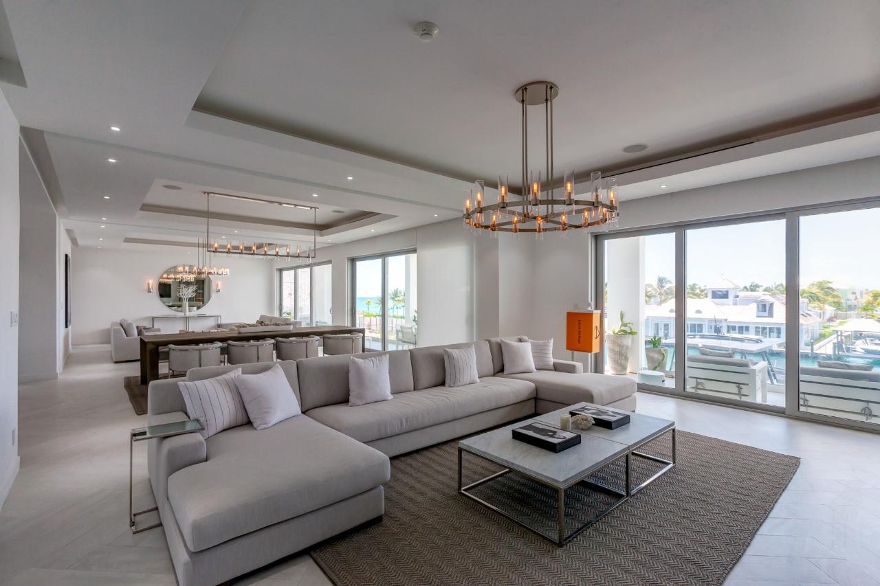 Palm Cay Real Estate