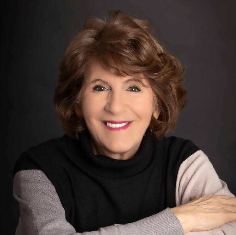Julie Fiore