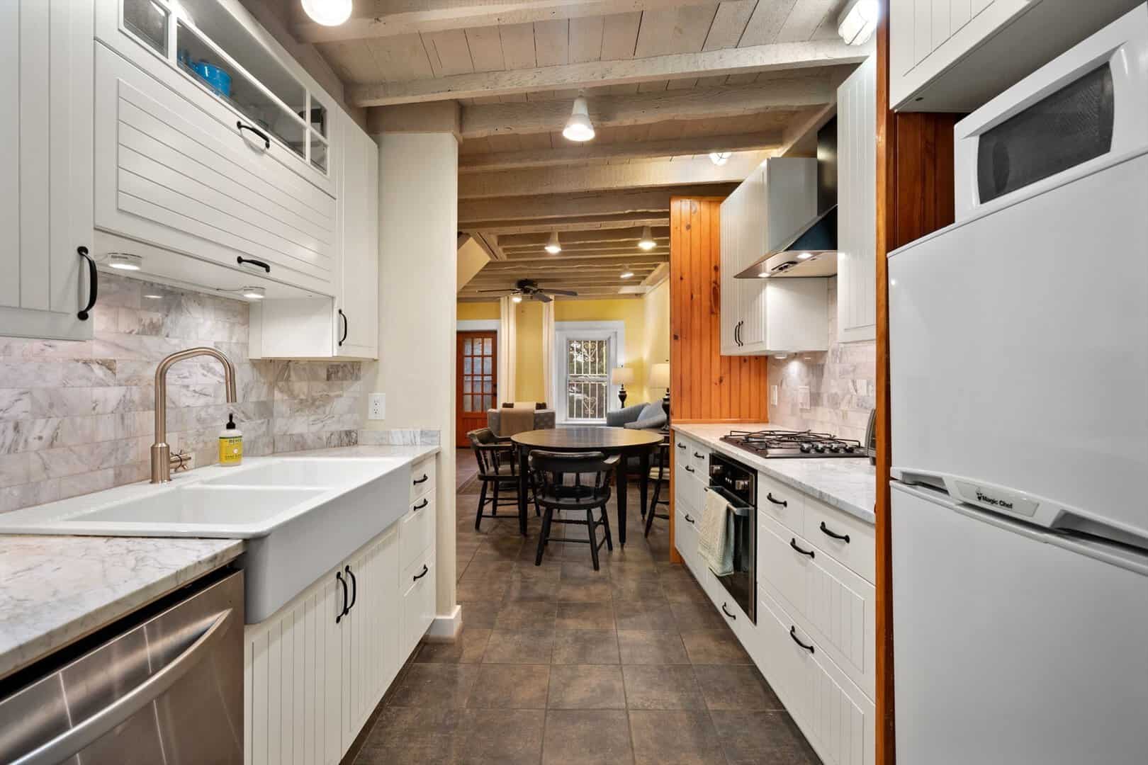 Listings for Daniela Cafaro