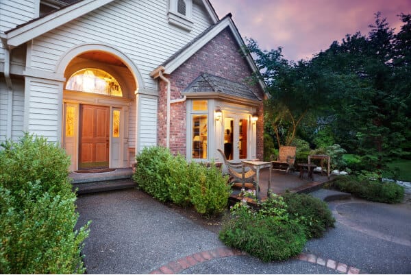 Listings for Curtis Aube