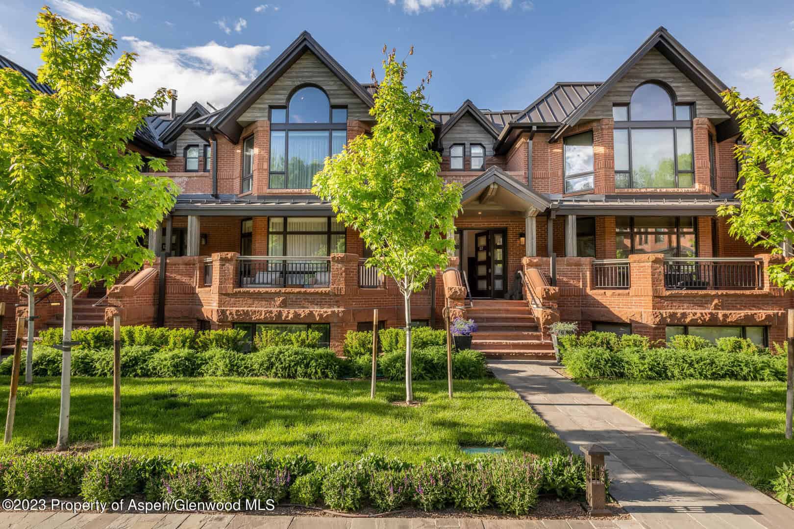 Townhome/Duplex