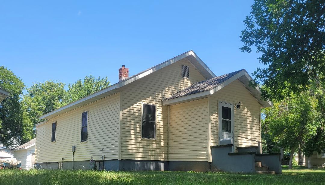 Listings for Nakia Sheppard