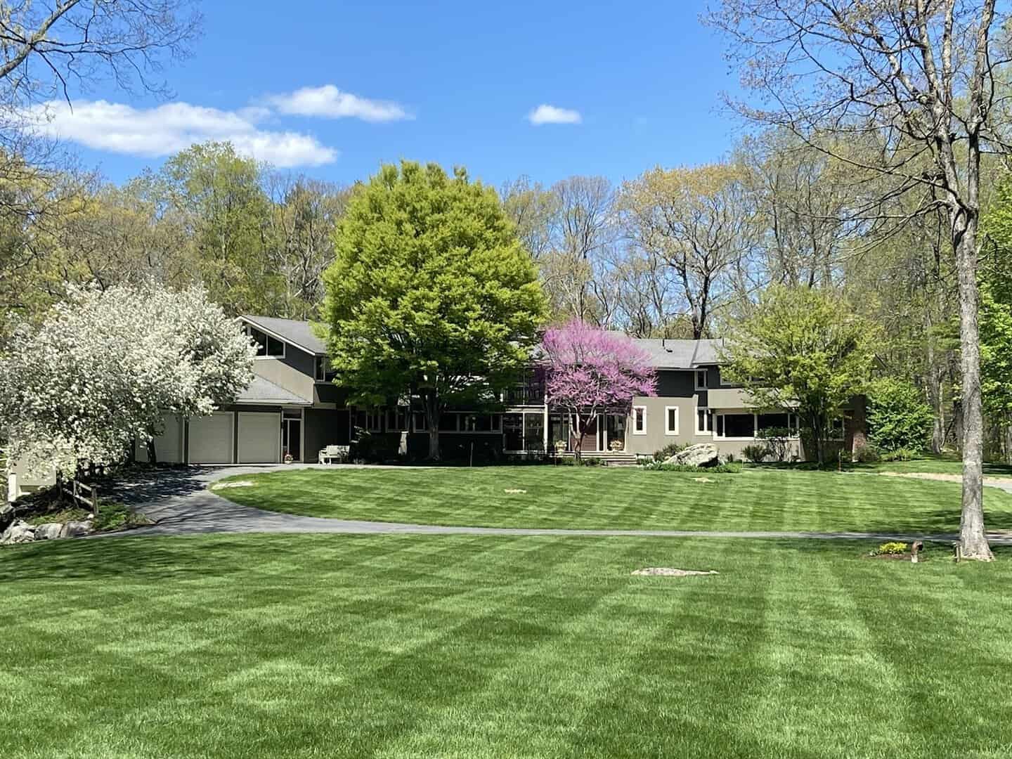 Listings for Barrett and Comeau Group