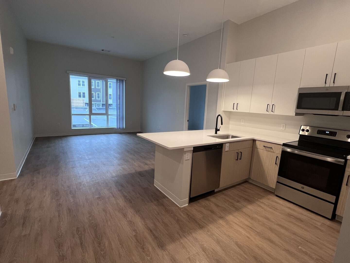 The Rozzie | Roslindale Luxury Rentals