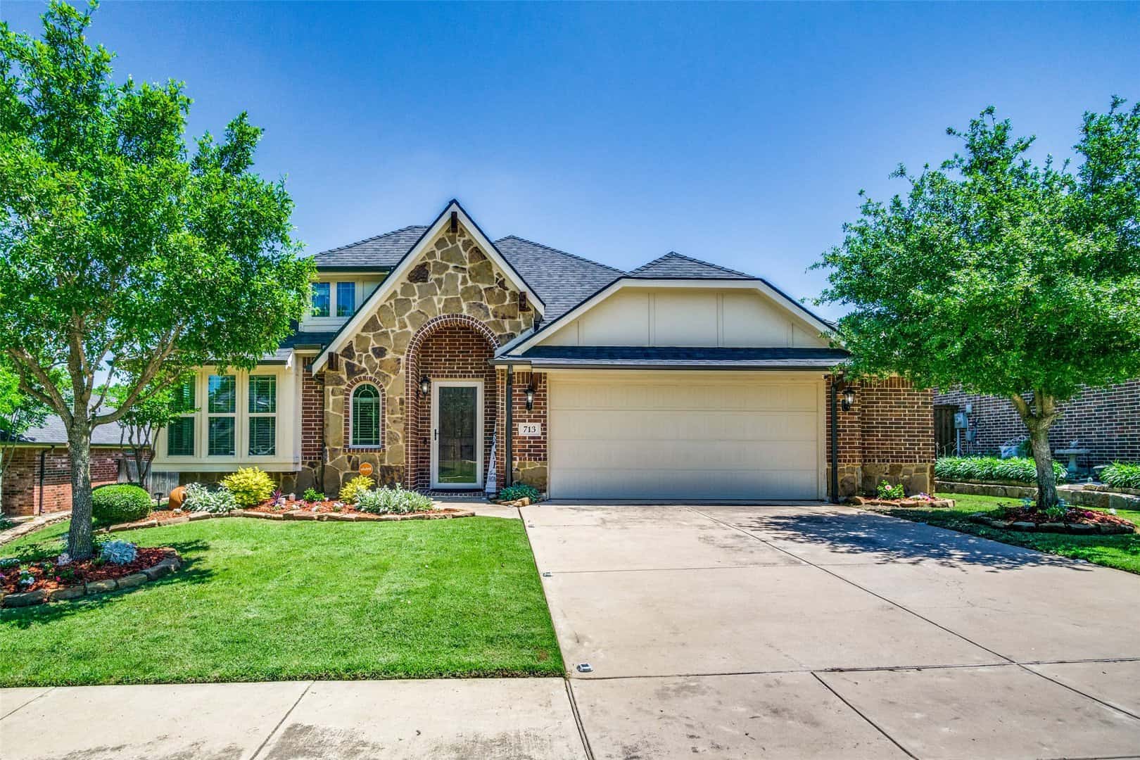 Listings for Miyah Mitchell