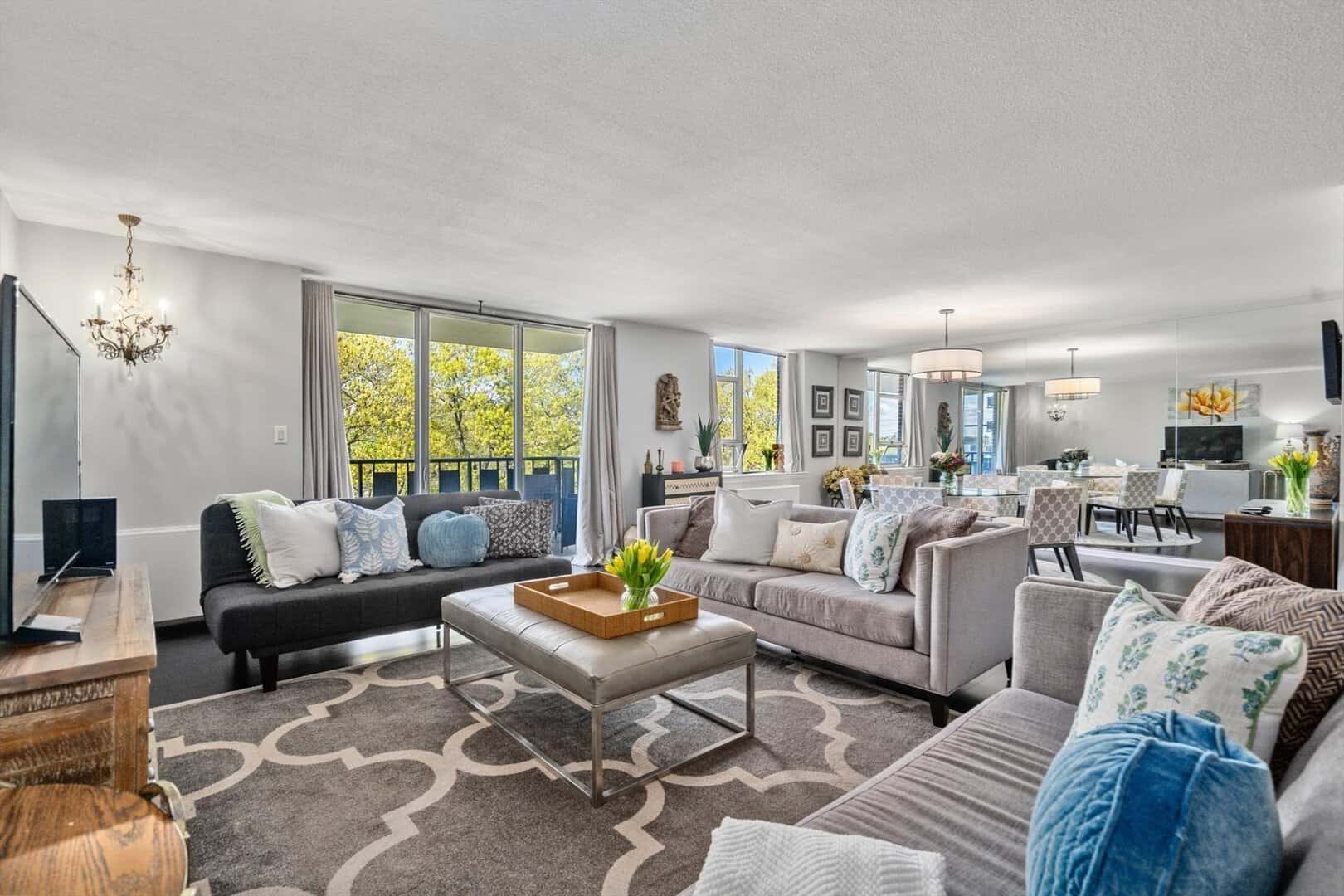 Listings for Deirdre Franchi