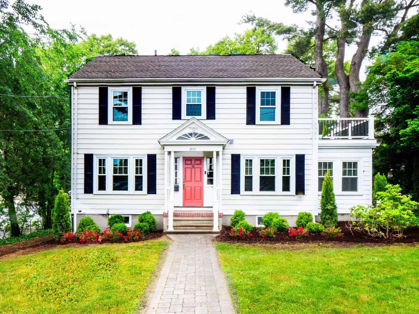 Listings for Mia Simonsen