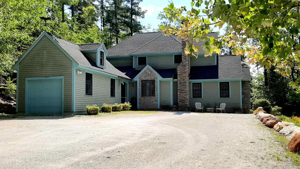 Listings for John Tolosky
