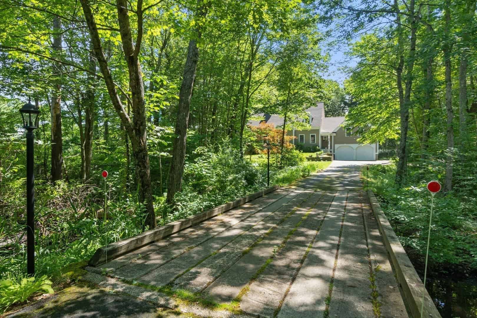 Listings for Christina Guibas