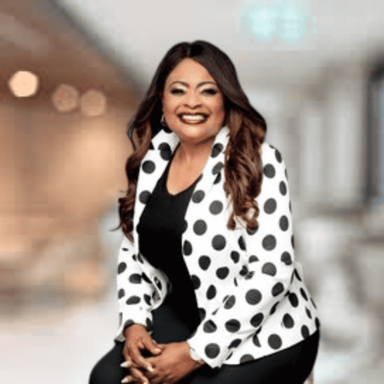 Flora Nwalupue