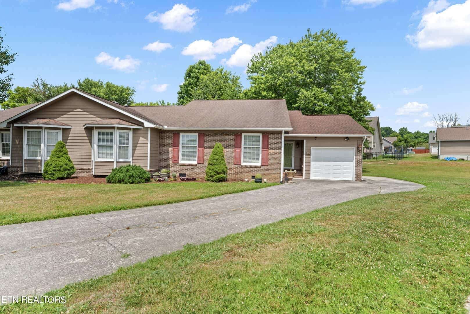 Townhomes for Sale in Clinton TN