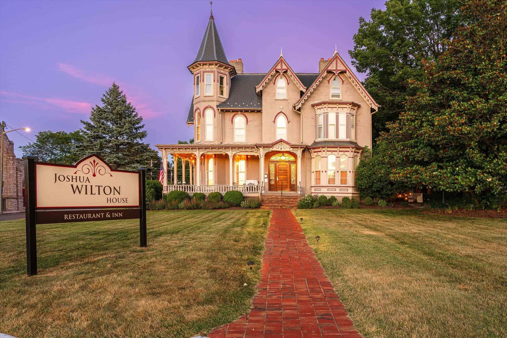 Listings for Val Holmes