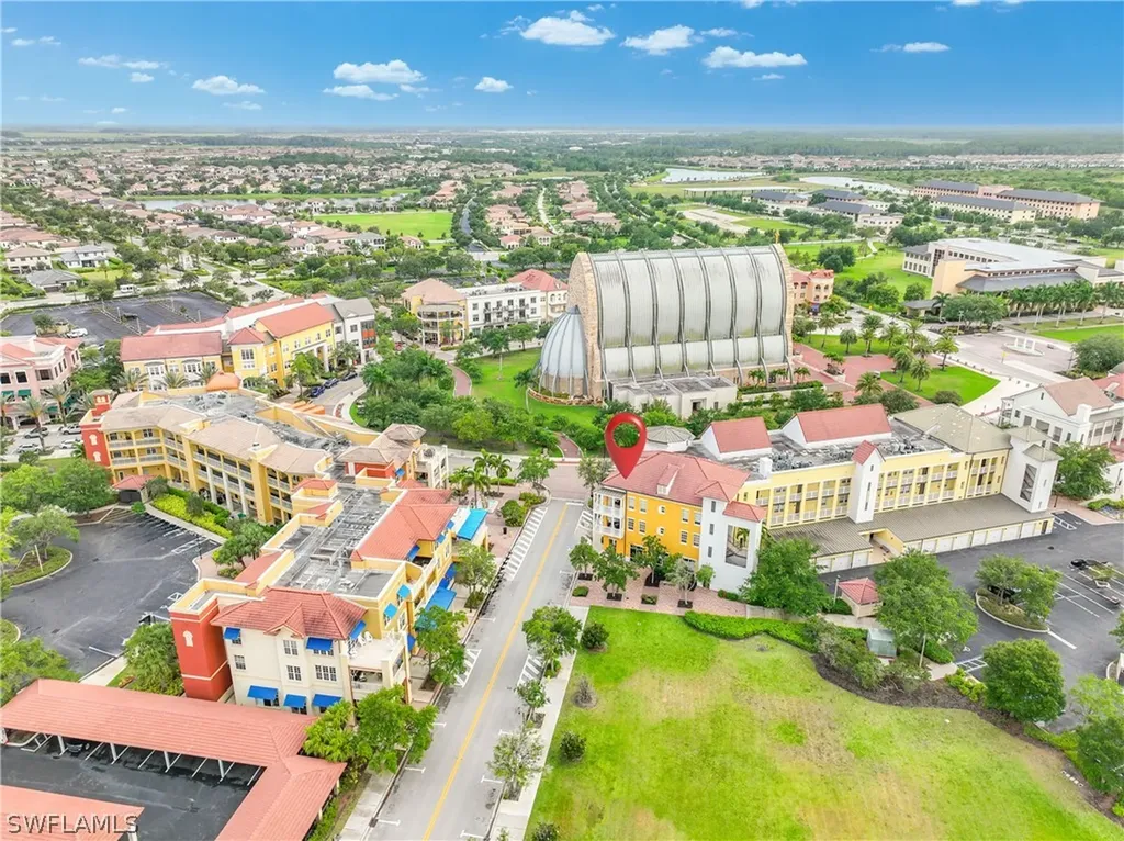 The Residences At La Piazza