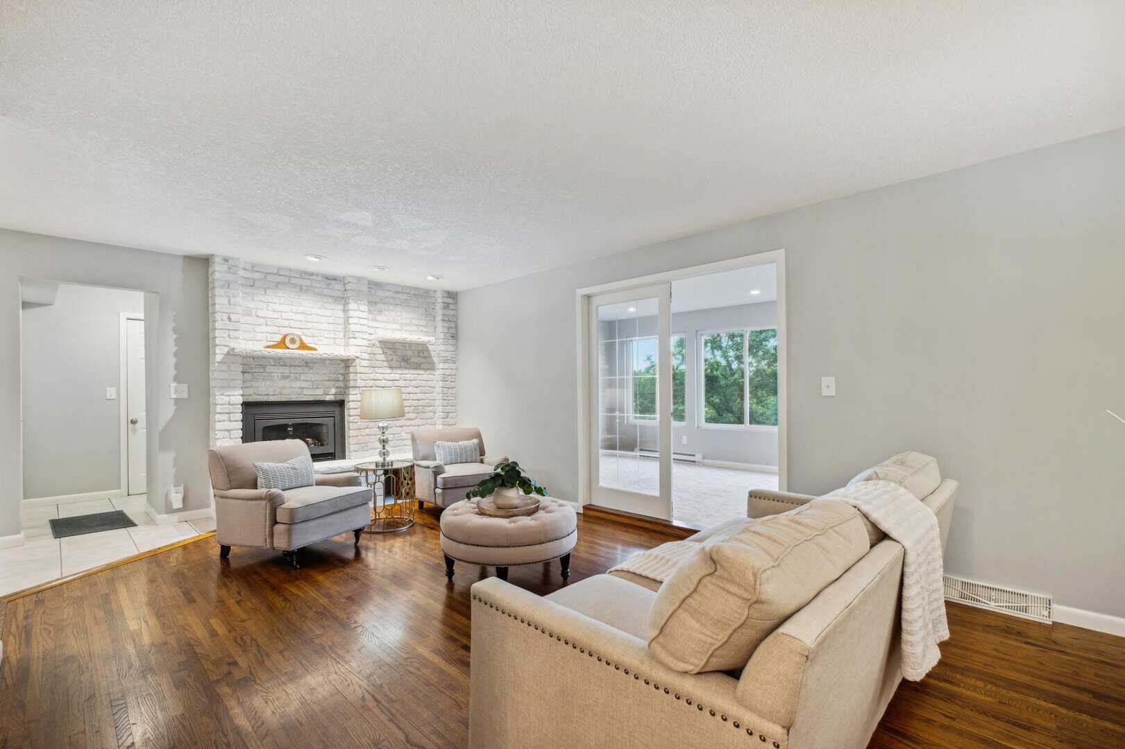 Listings for Kristie Mcleod