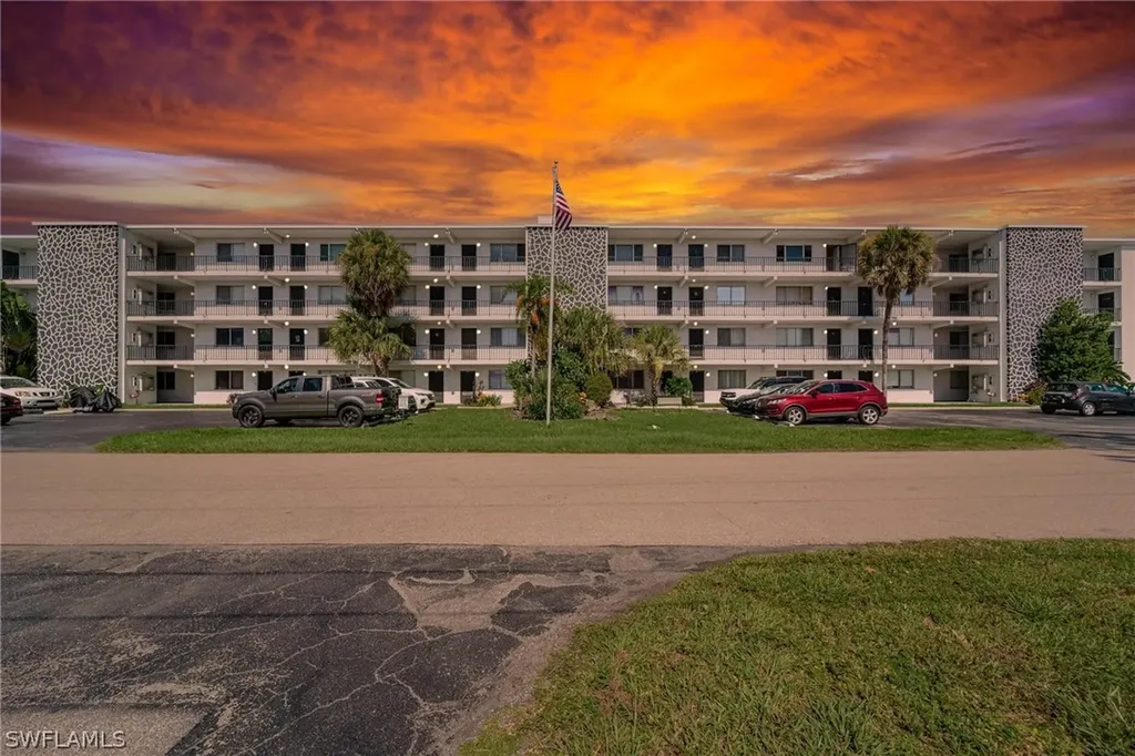 Capeway Condo