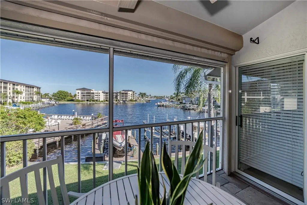 Clipper Bay Verandas Condo