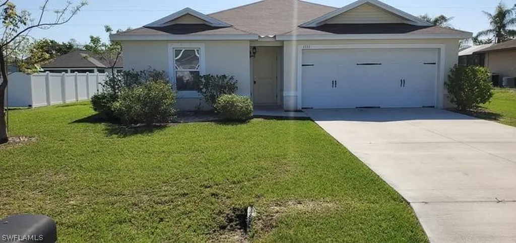 Country Club Place Condo