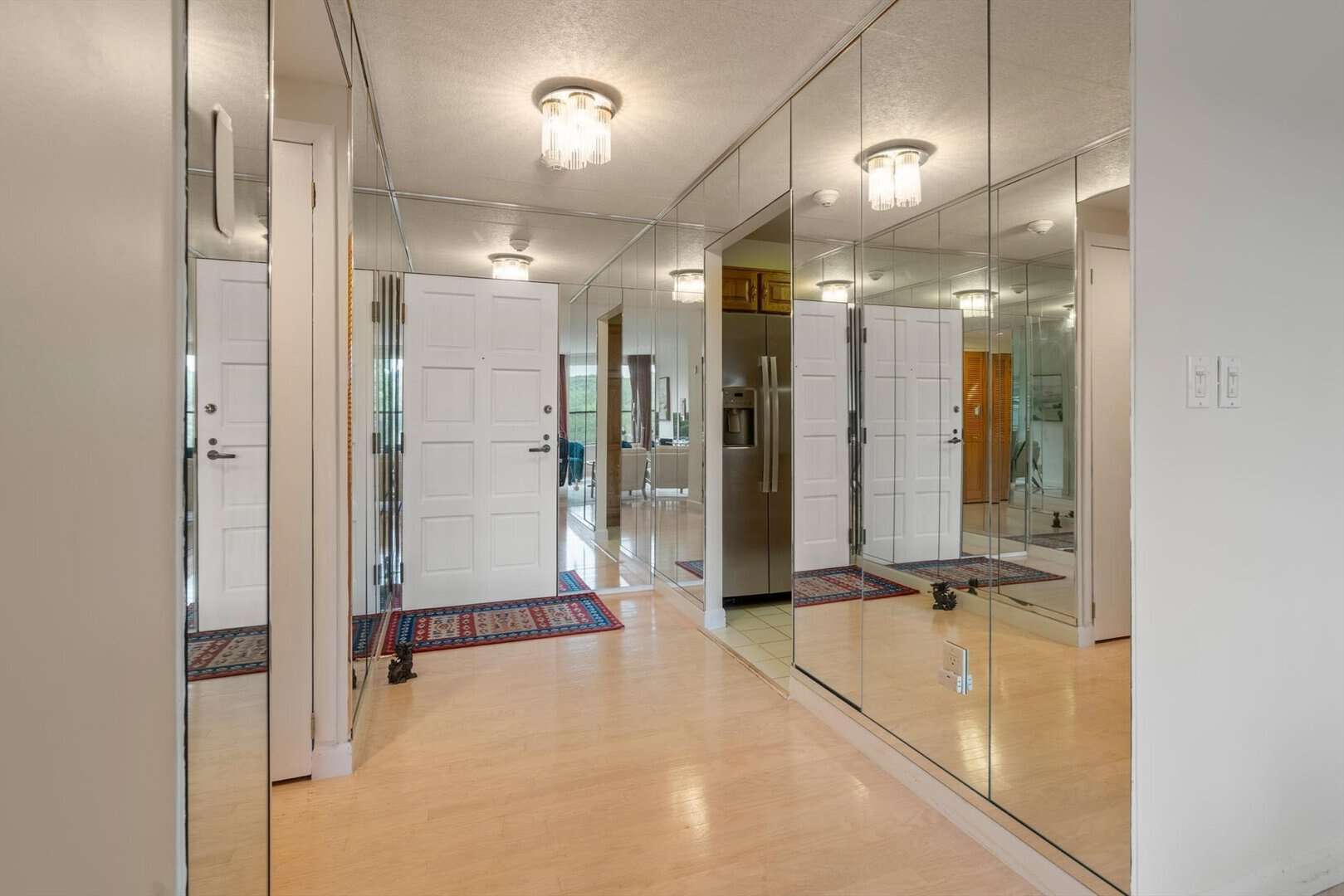 Listings for Nancy Landau
