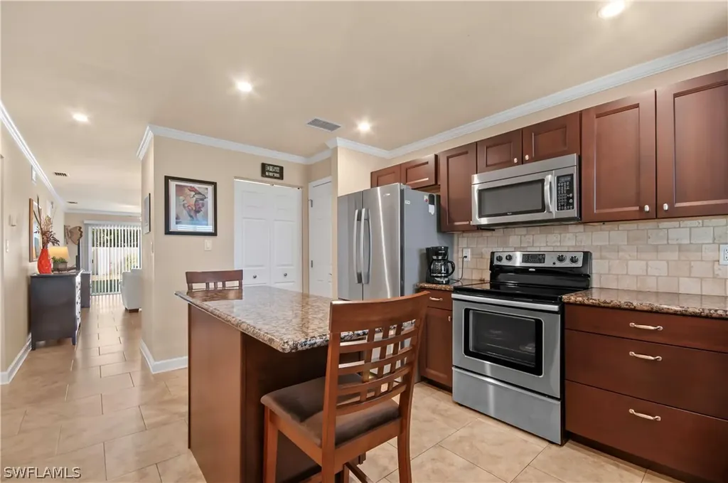 Cypress Lake Gardens Condo