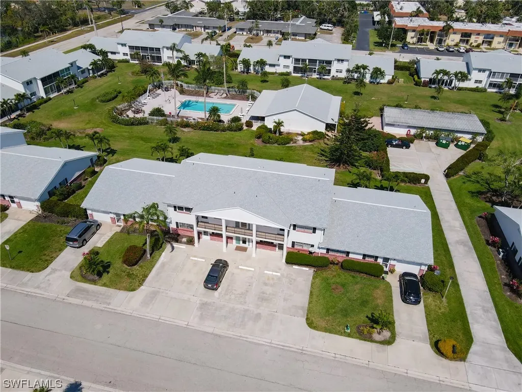 Cypress Lakes Manor North
