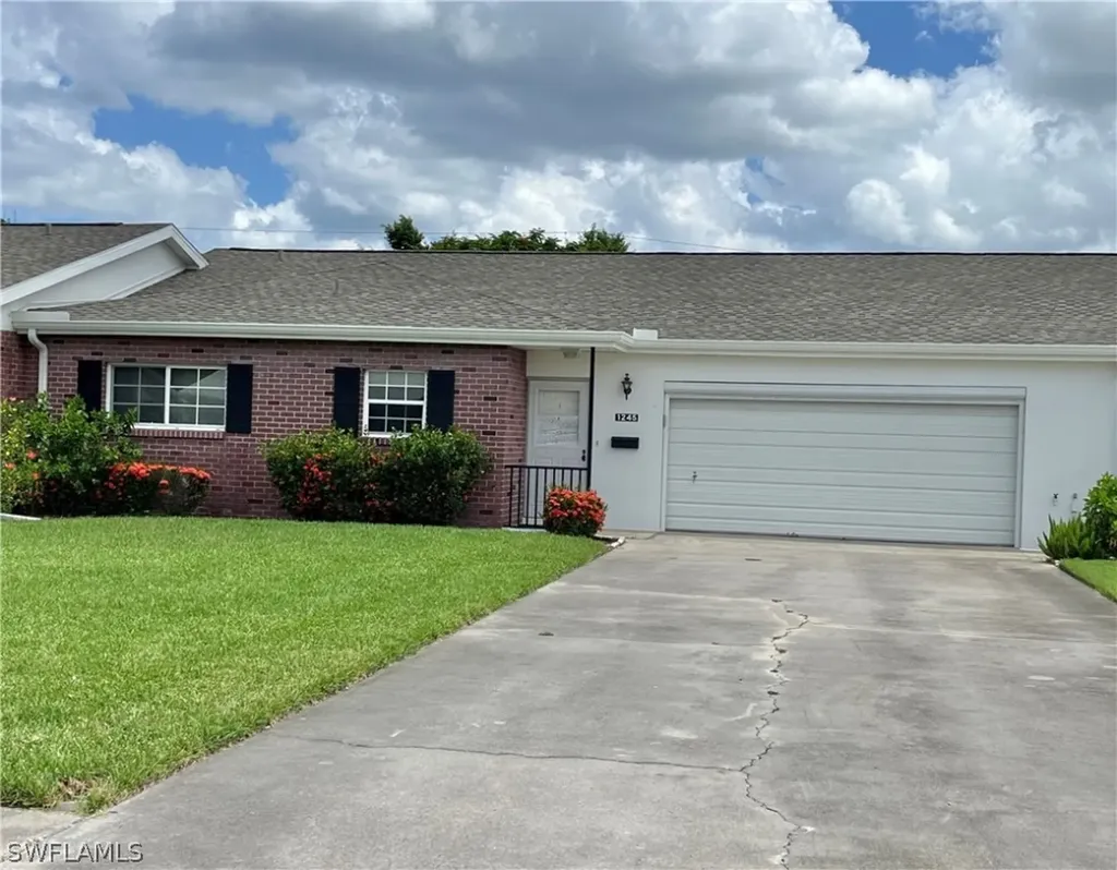 Myerlee Circle Condo