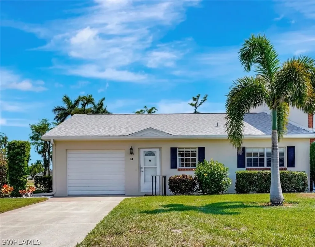 Myerlee Country Club Estates North Condo