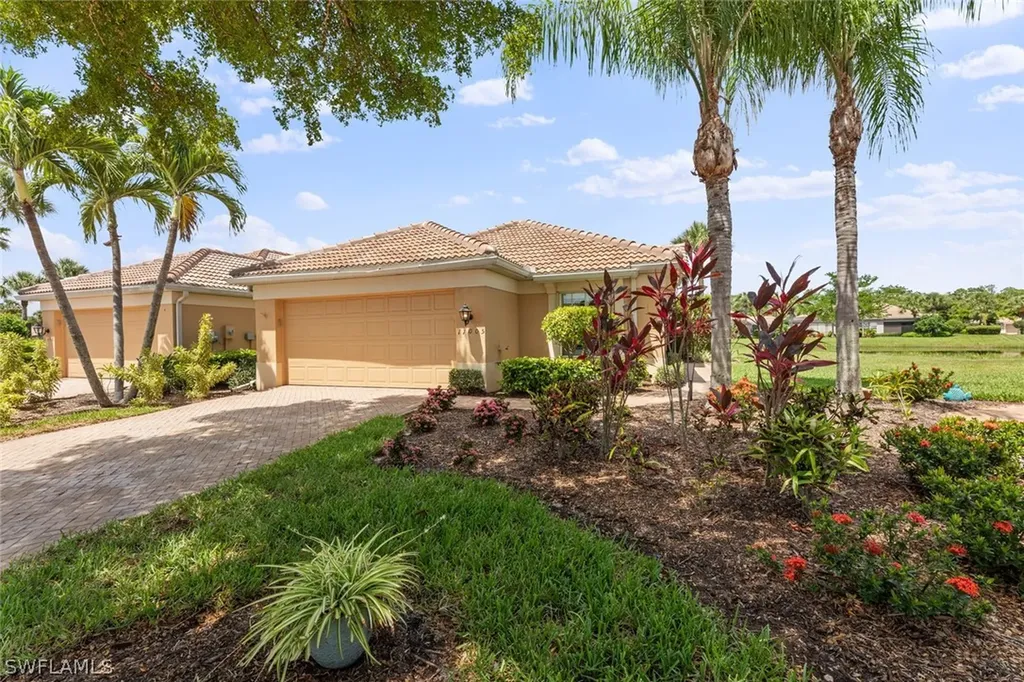 Sabal Pointe