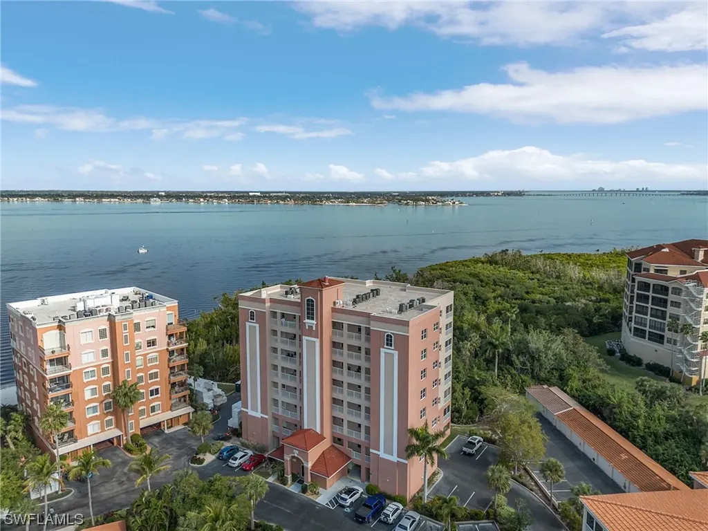 Waters Edge Two At Peppertree Pointe