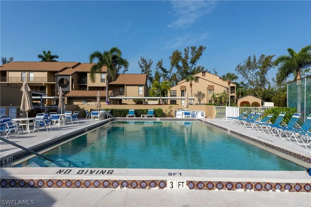 Windward Way Condo