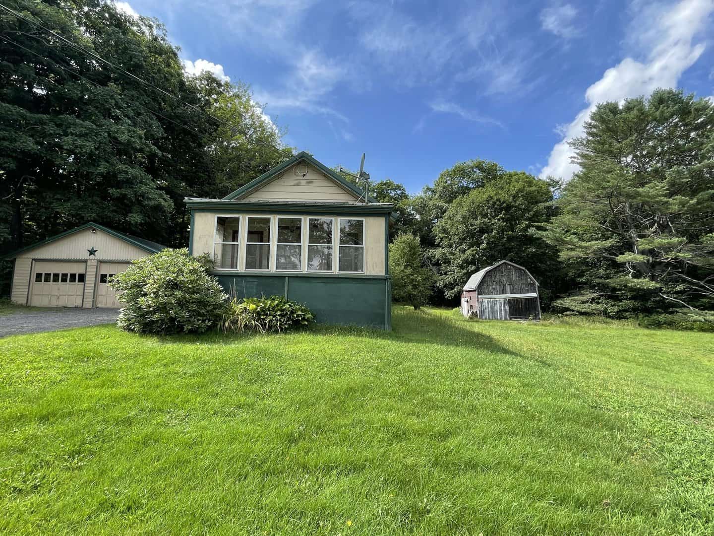 Listings for Megan Davis