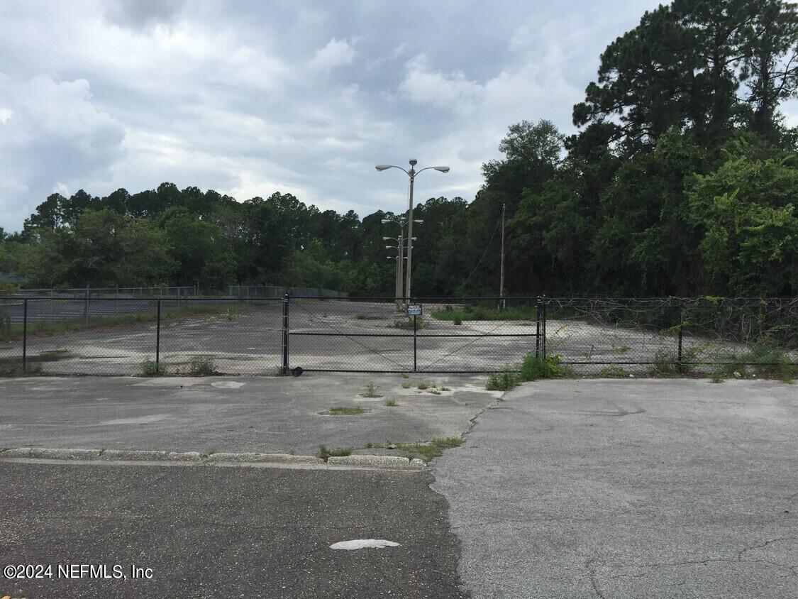 Commercial Lease