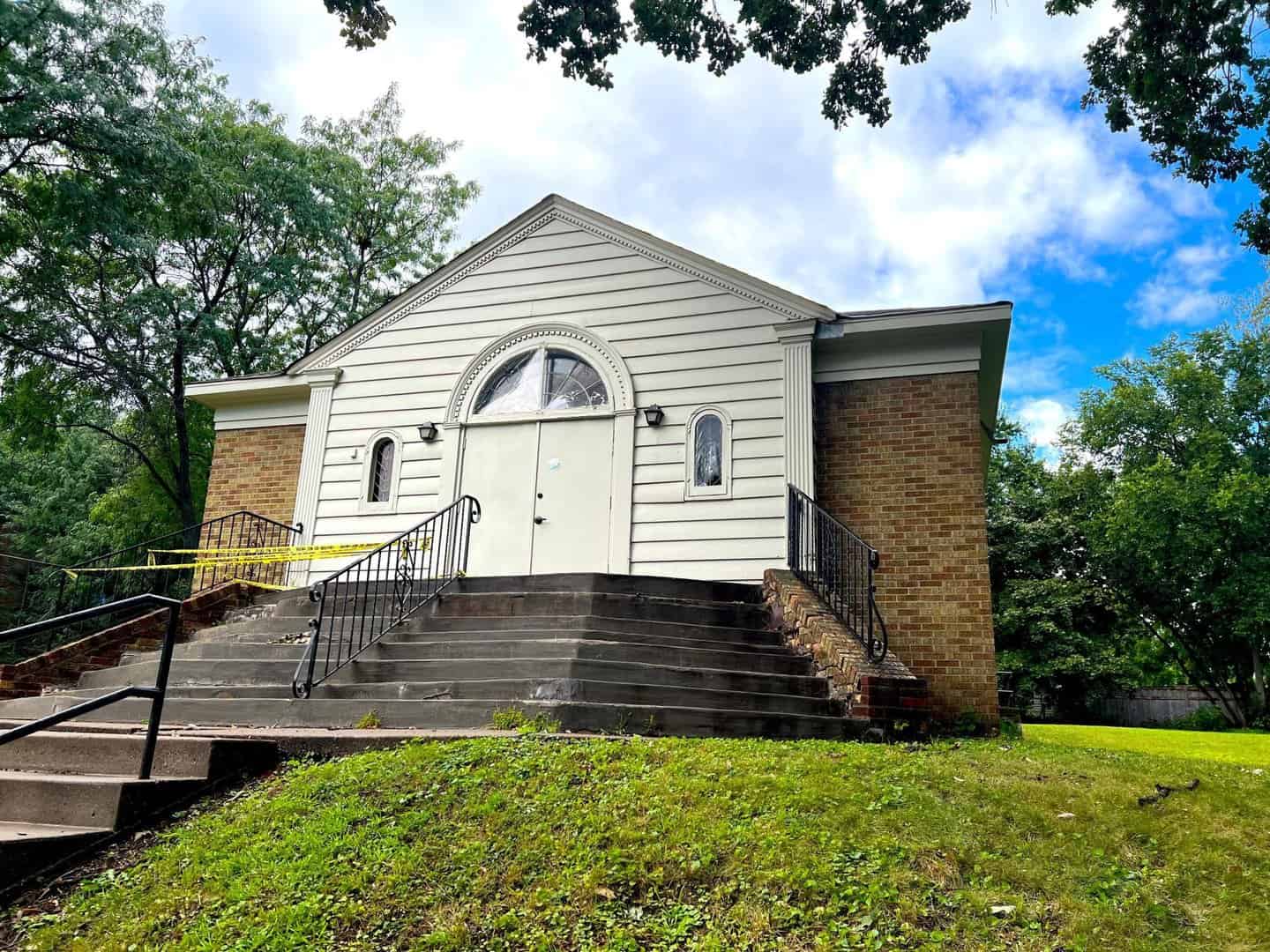 Listings for Kevin Sharkey