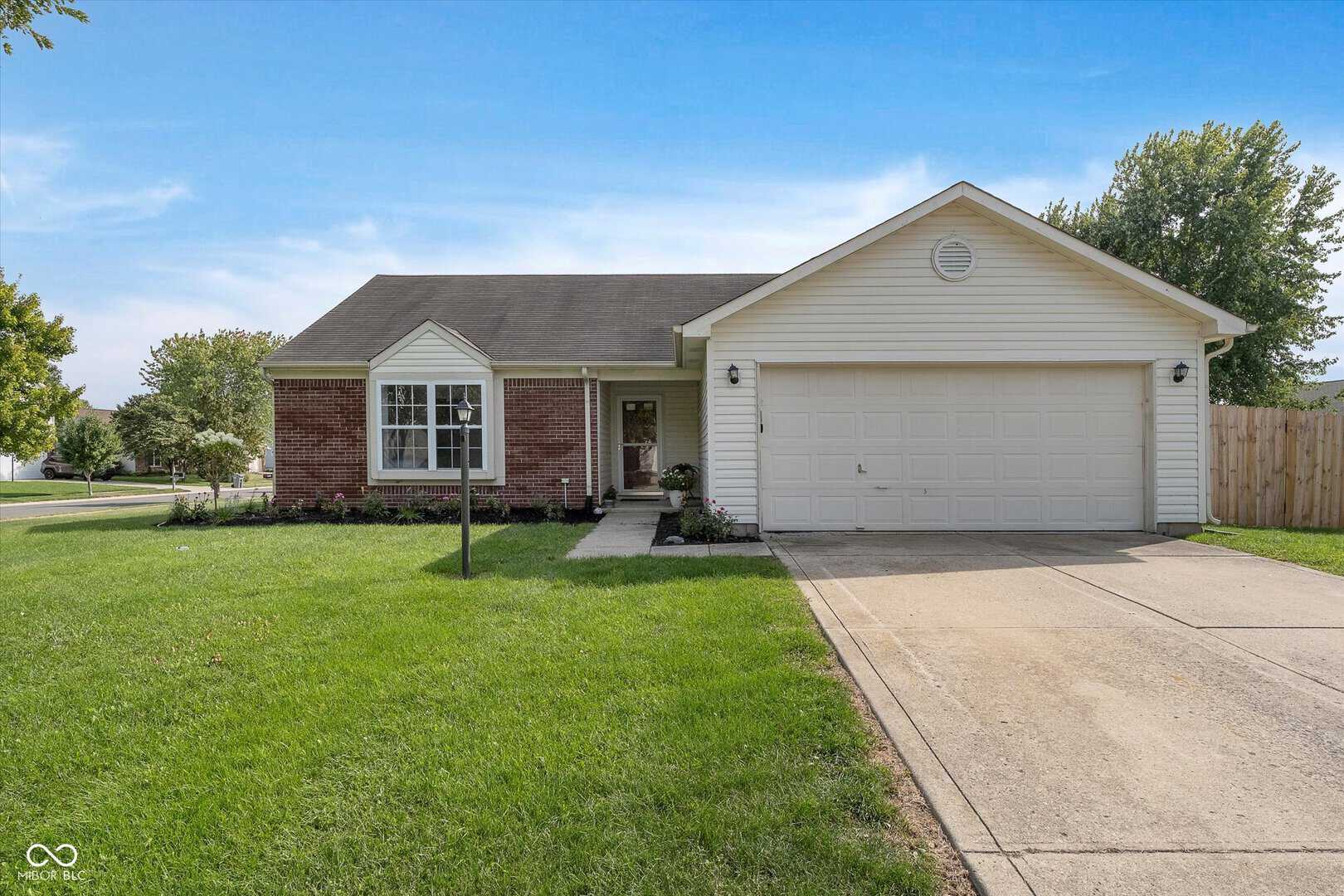 Listings for Peyton Sewell