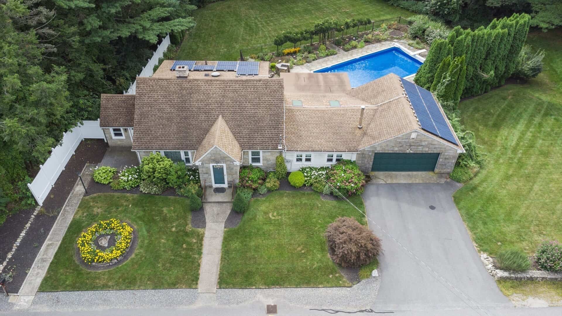 Listings for Brendan McDowell