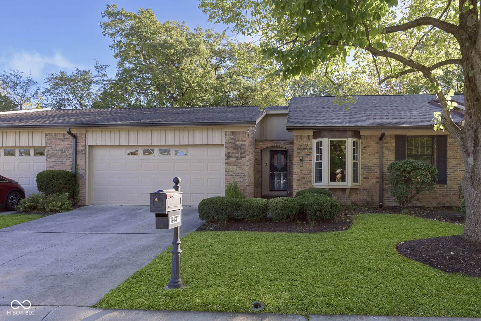 Listings for Megan Van Valer